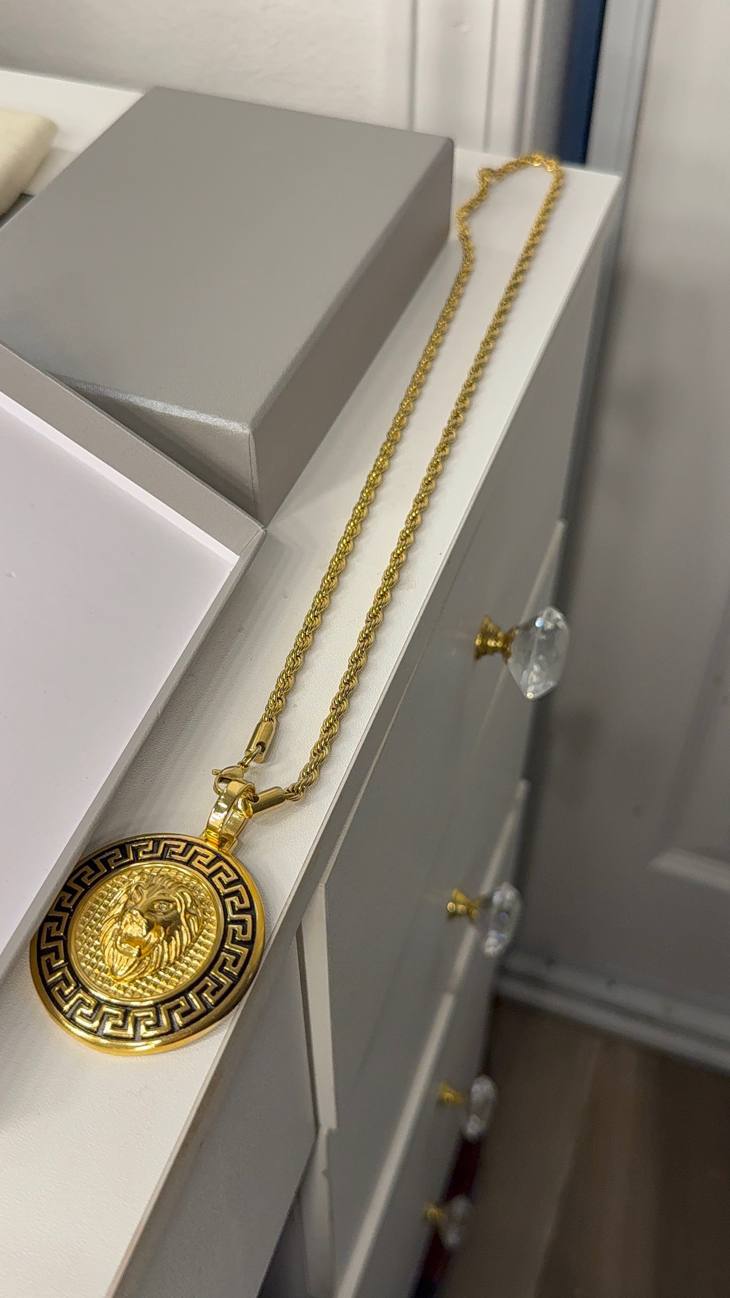 Stainless steel necklace set
