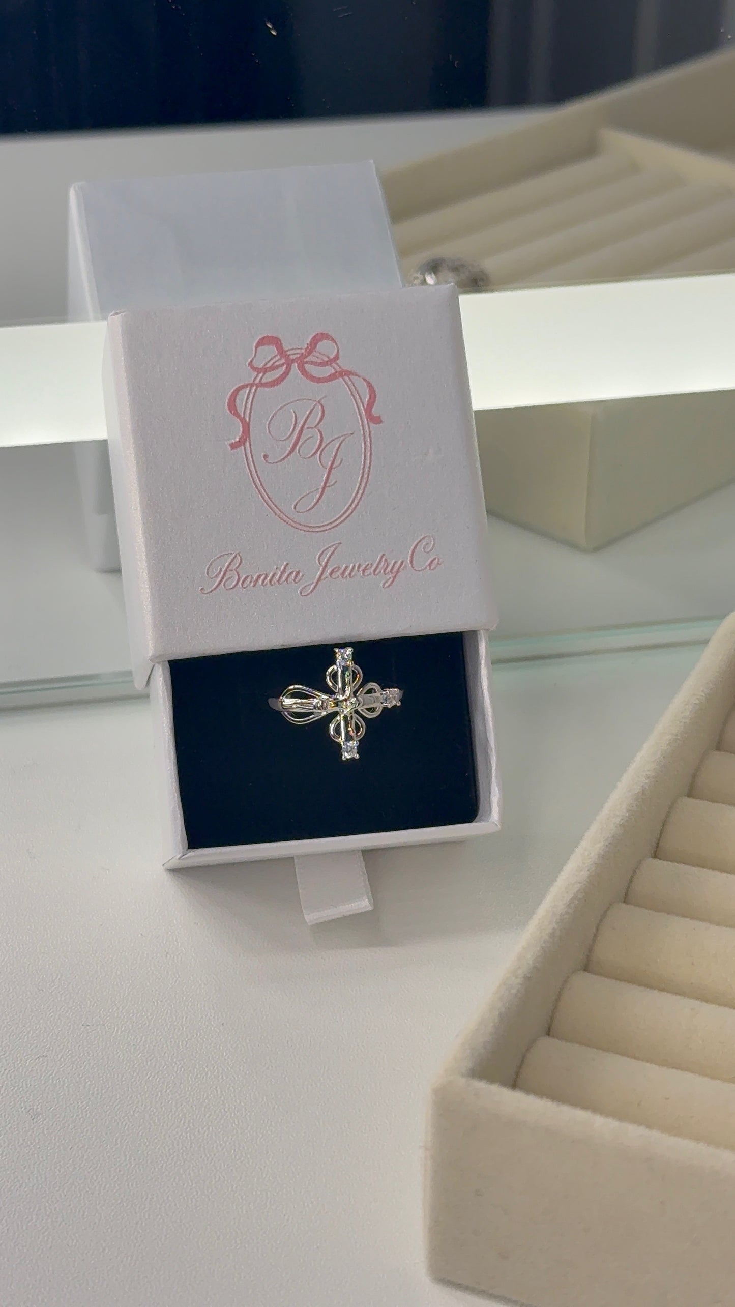 Silver cross ring size 9