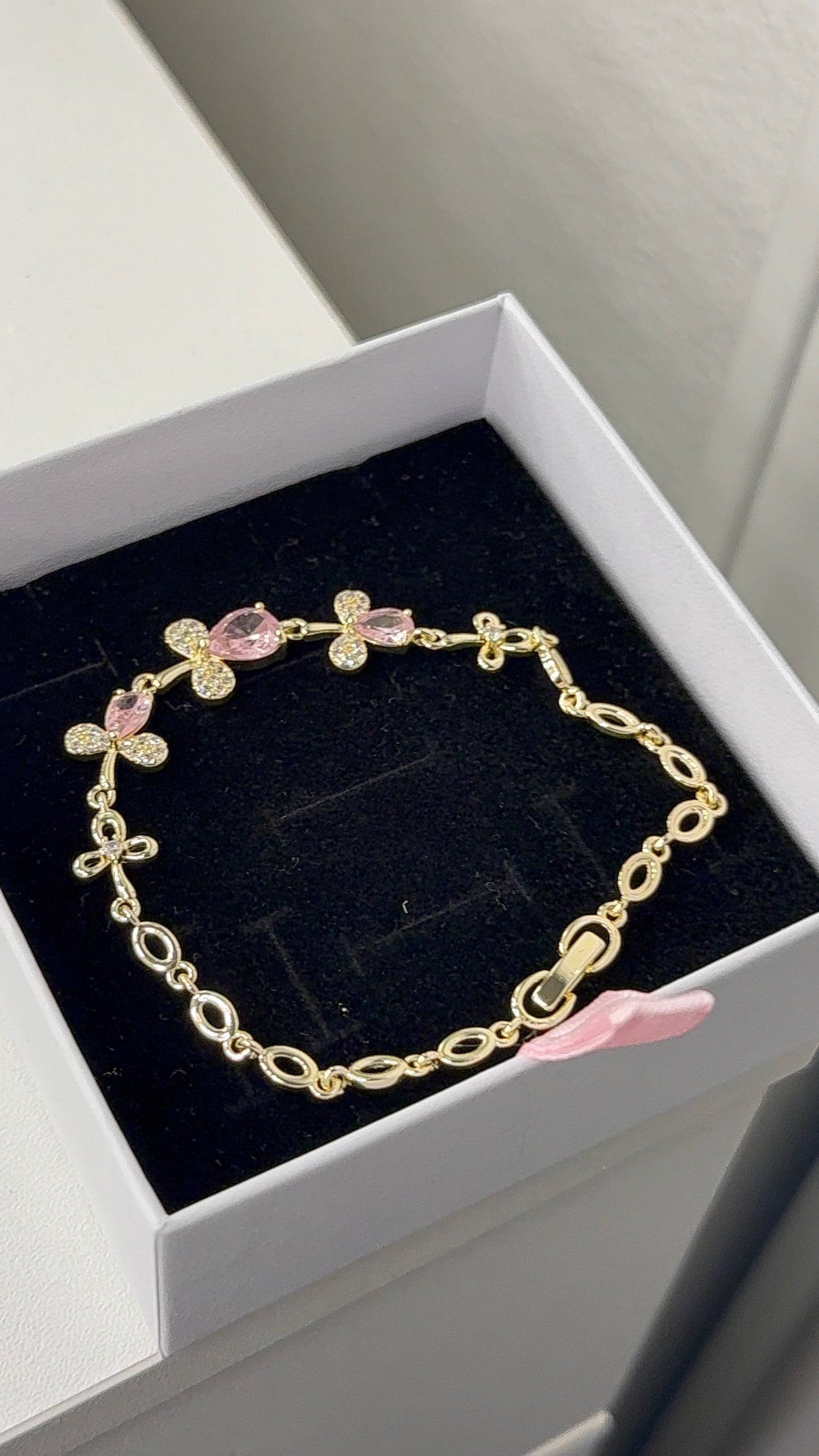 Pink flower bracelet