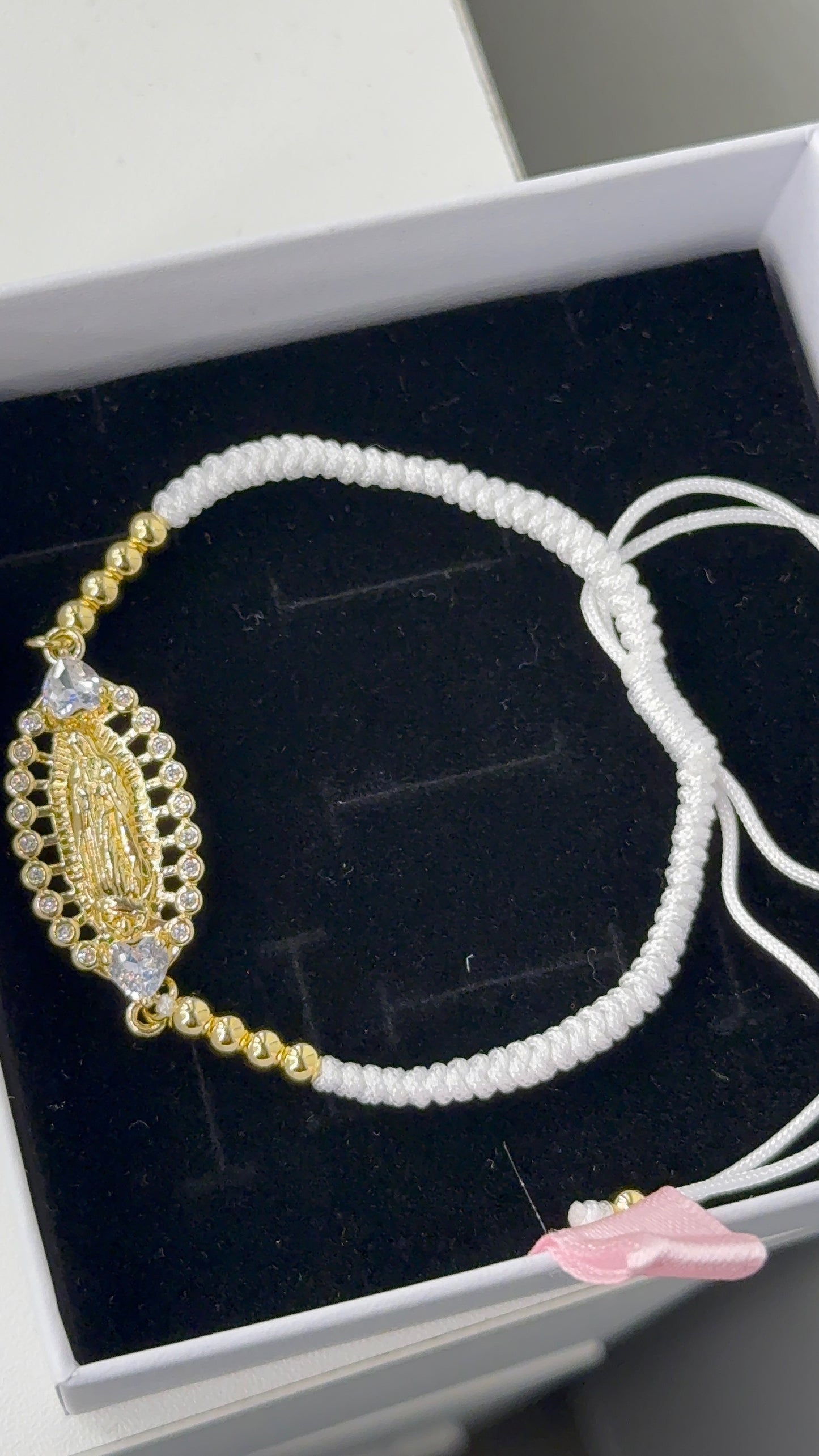 Virgin Mary adjustable string bracelet