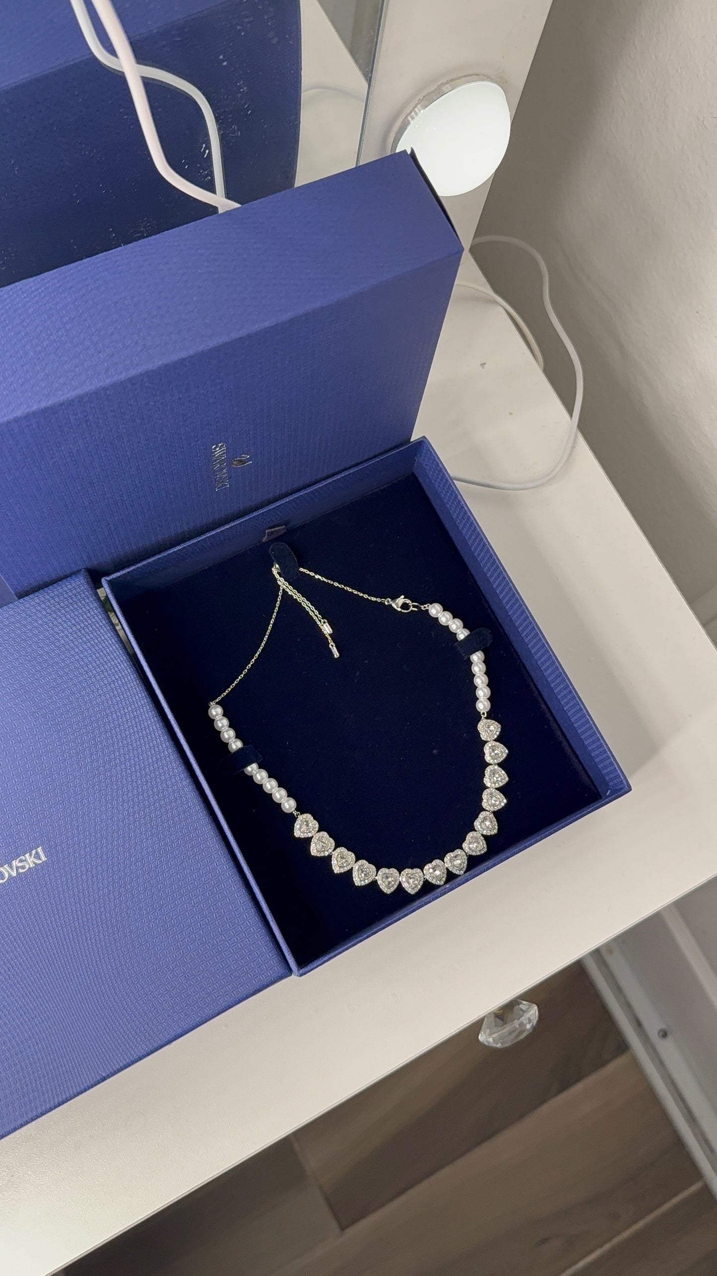 Silver angelic heart necklace with pearls ( comes with box )