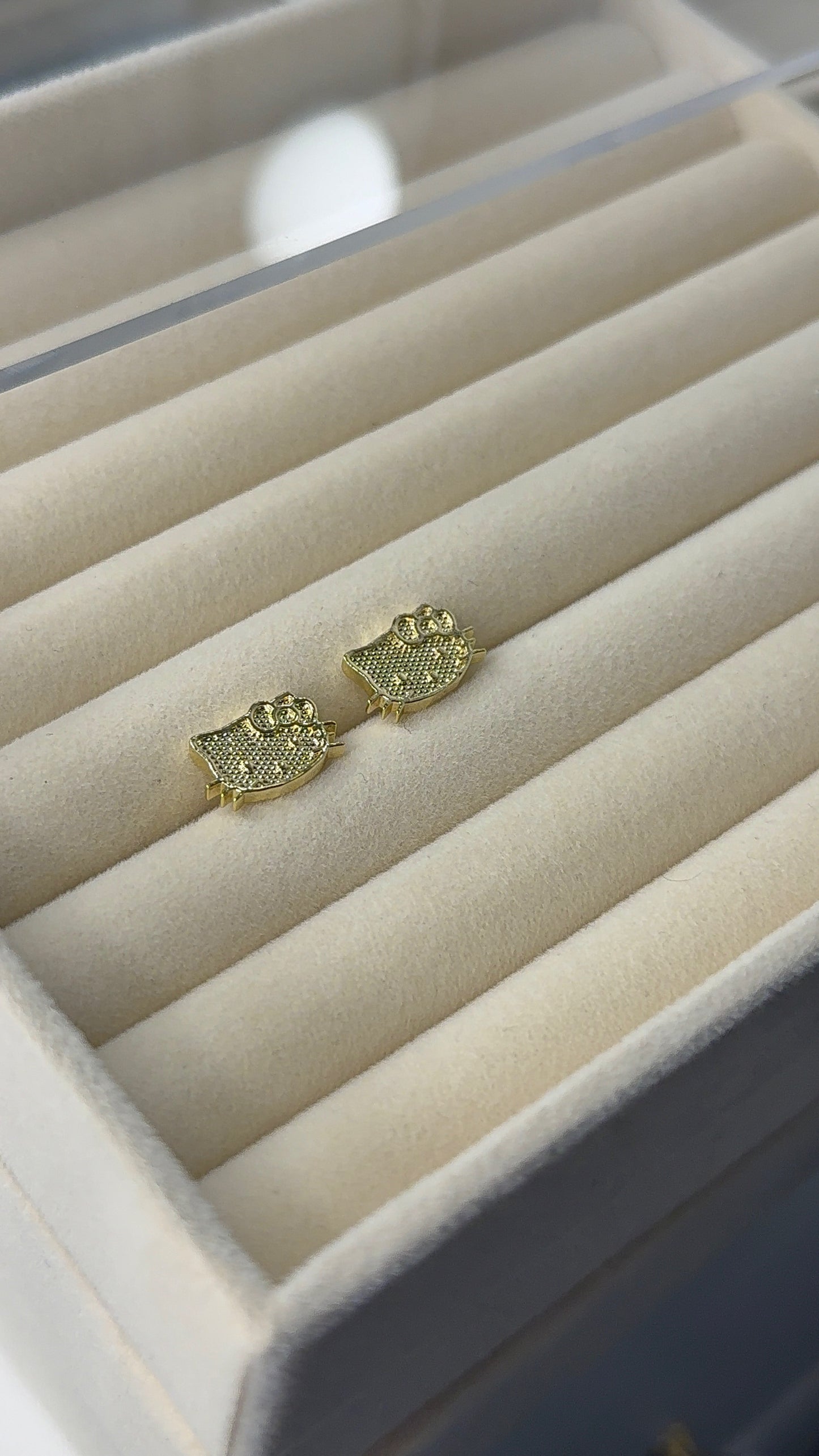 Hk earrings