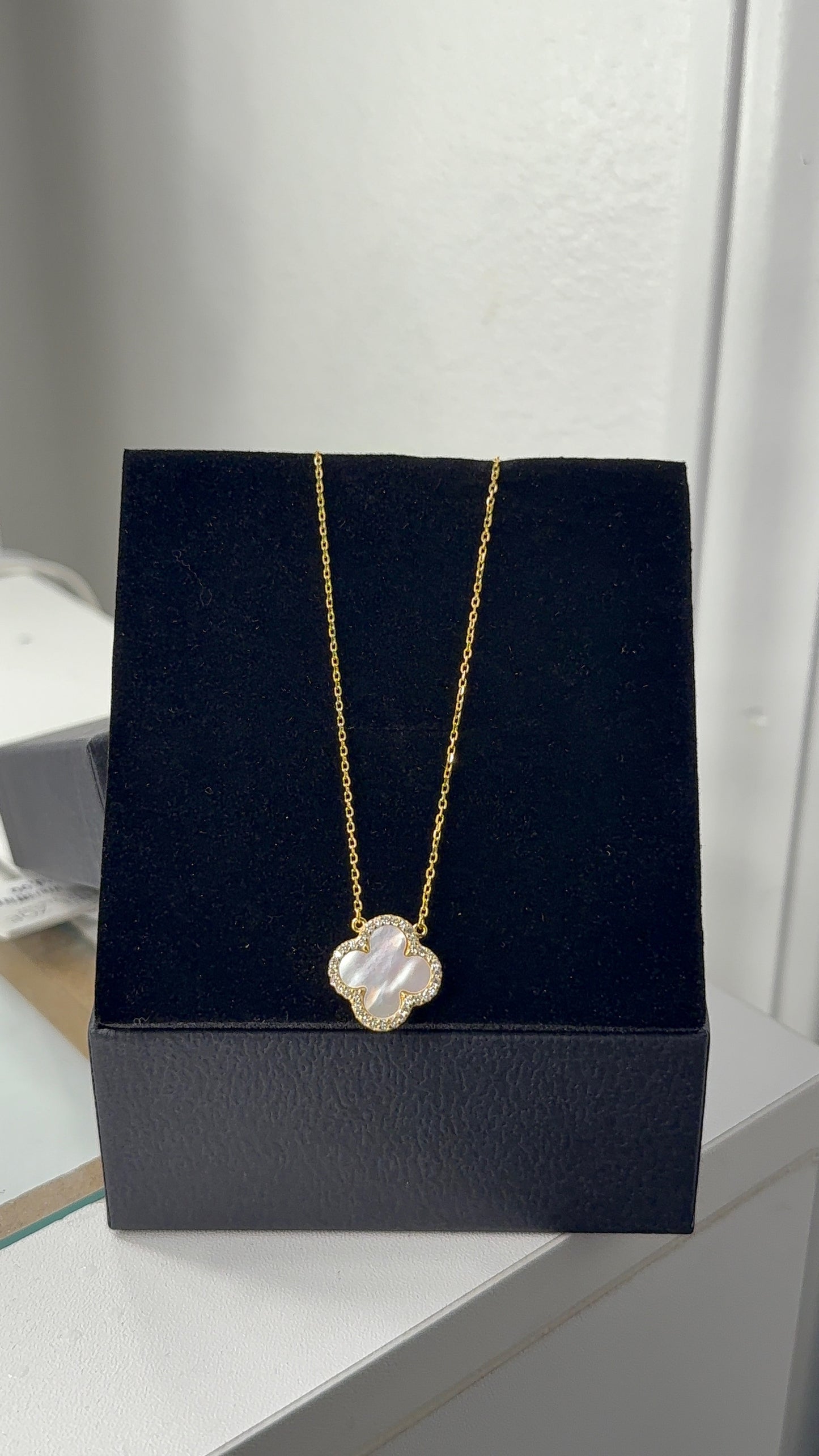 Reversible sterling silver clover necklace