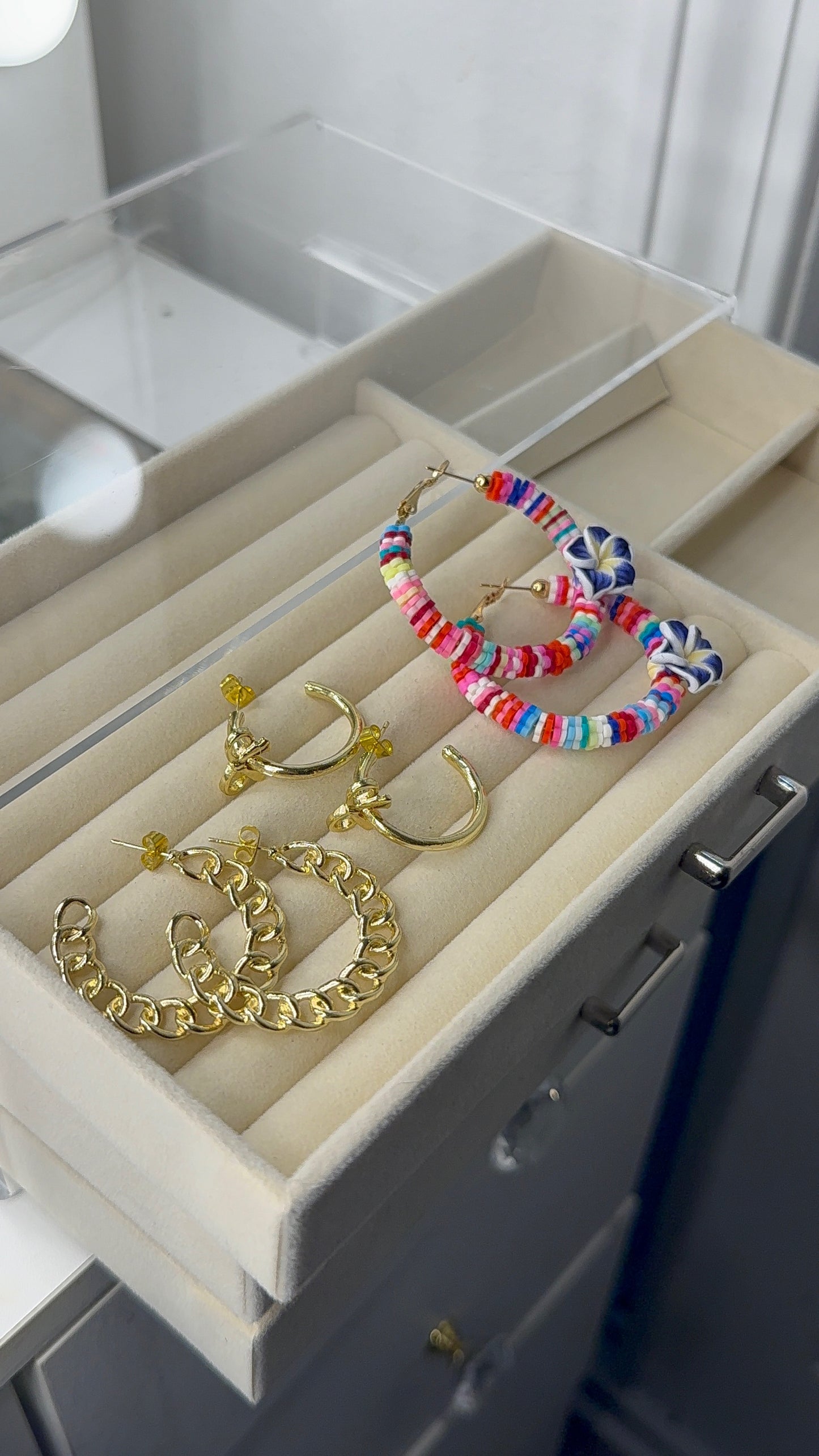 Set of 3 hoop earrings