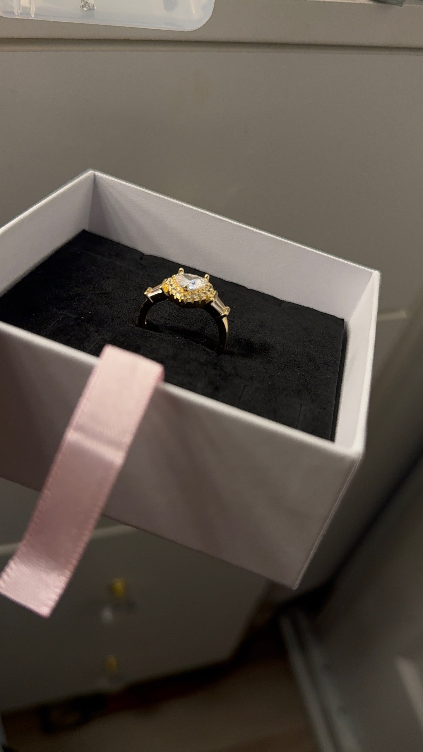 Gold heart ring size 8