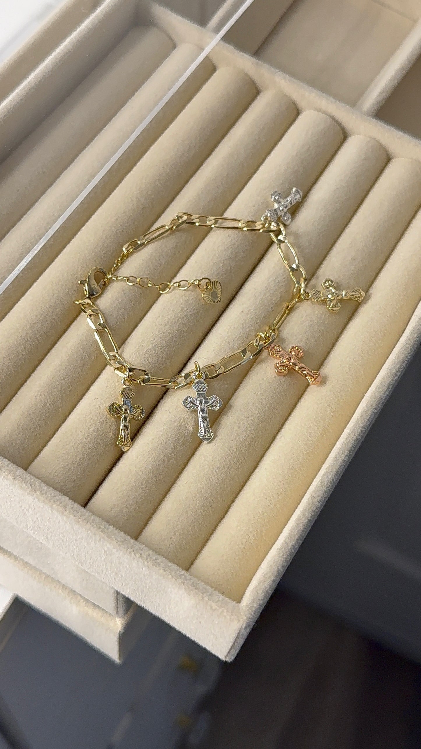Figaro bracelet with cross charms