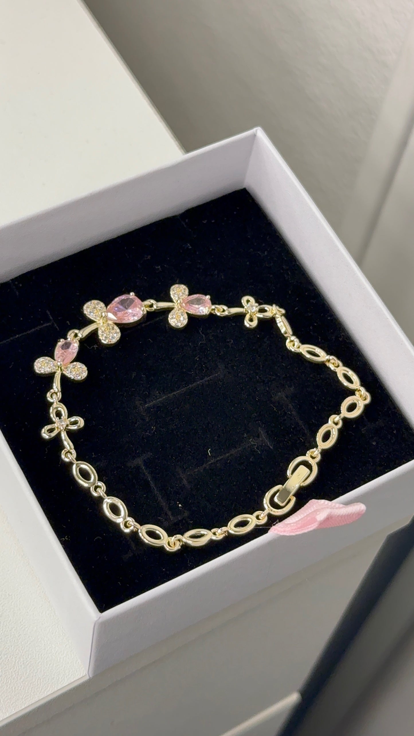 Pink flower bracelet