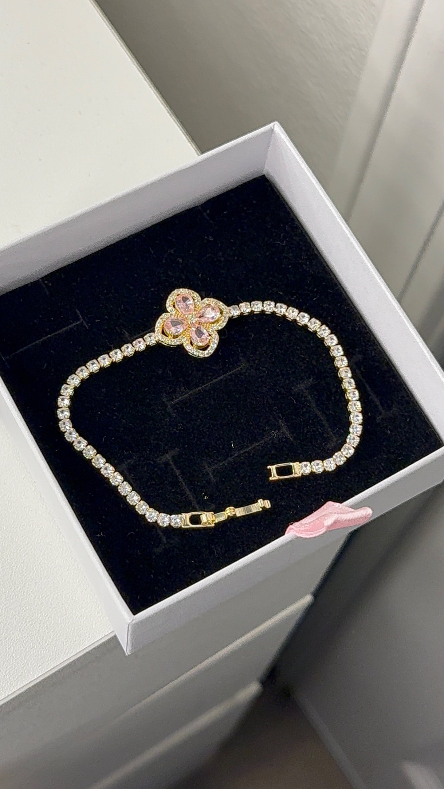 Pink clover bracelet