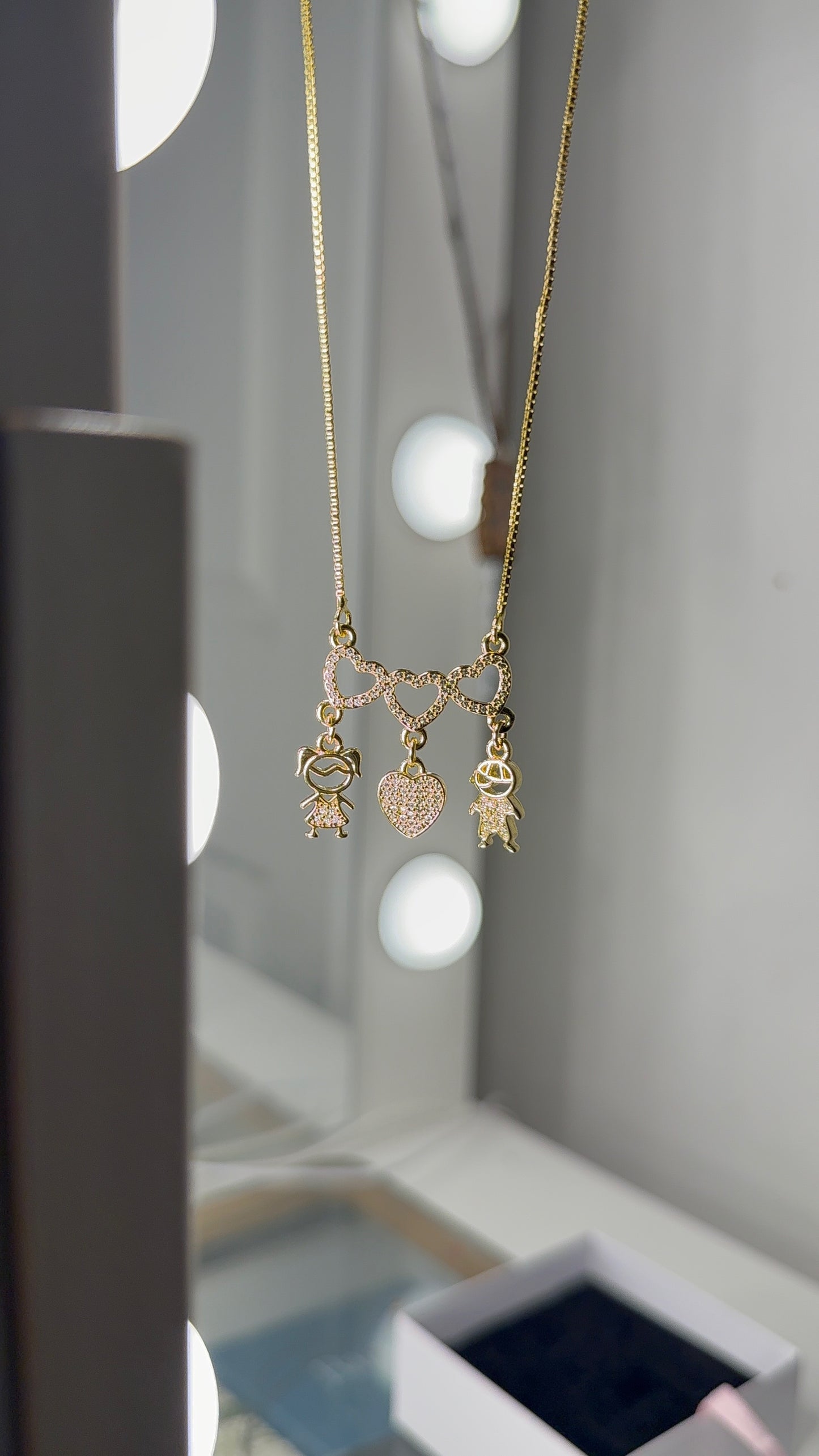 Boy & girls necklace