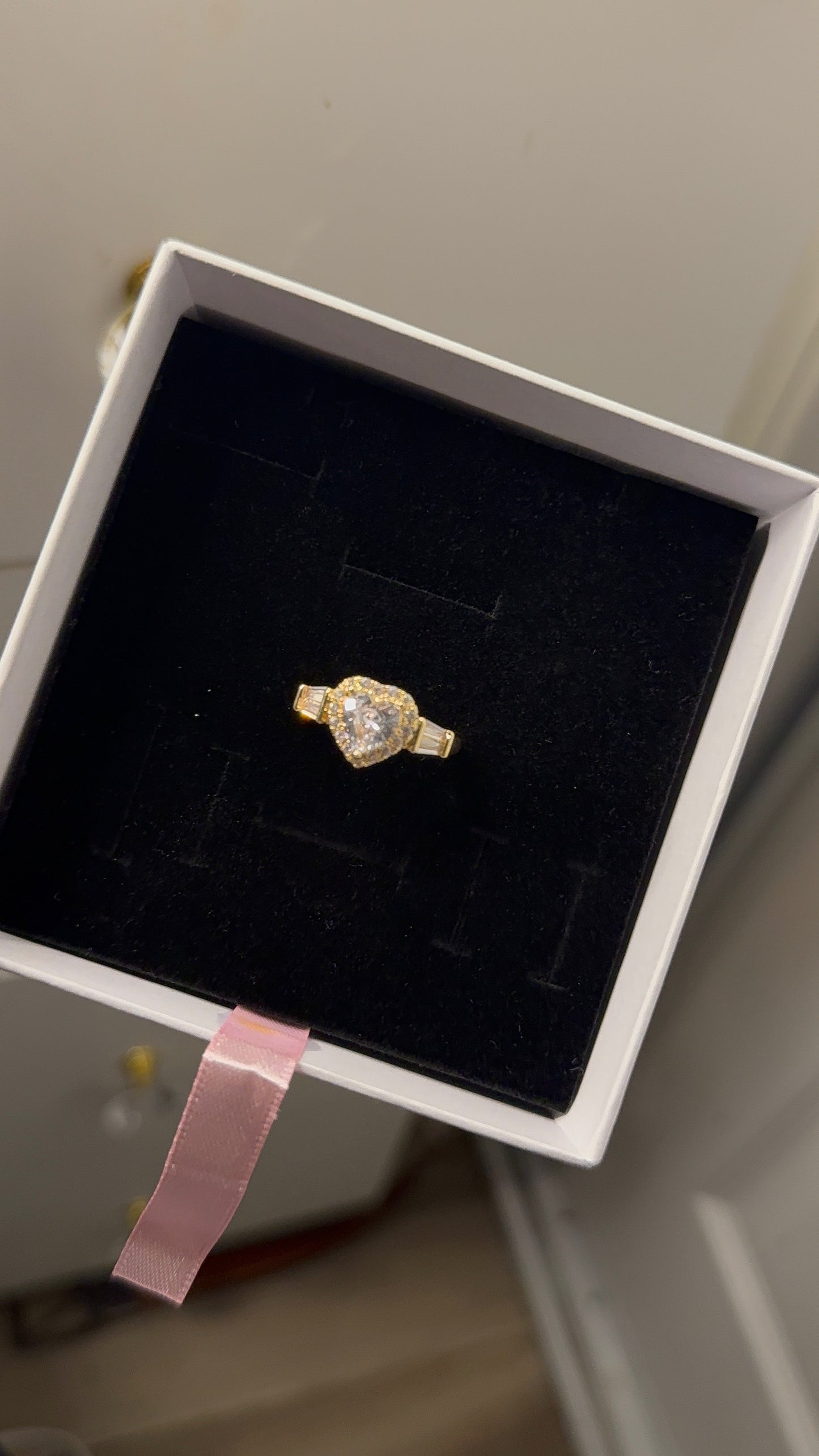 Gold heart ring size 8