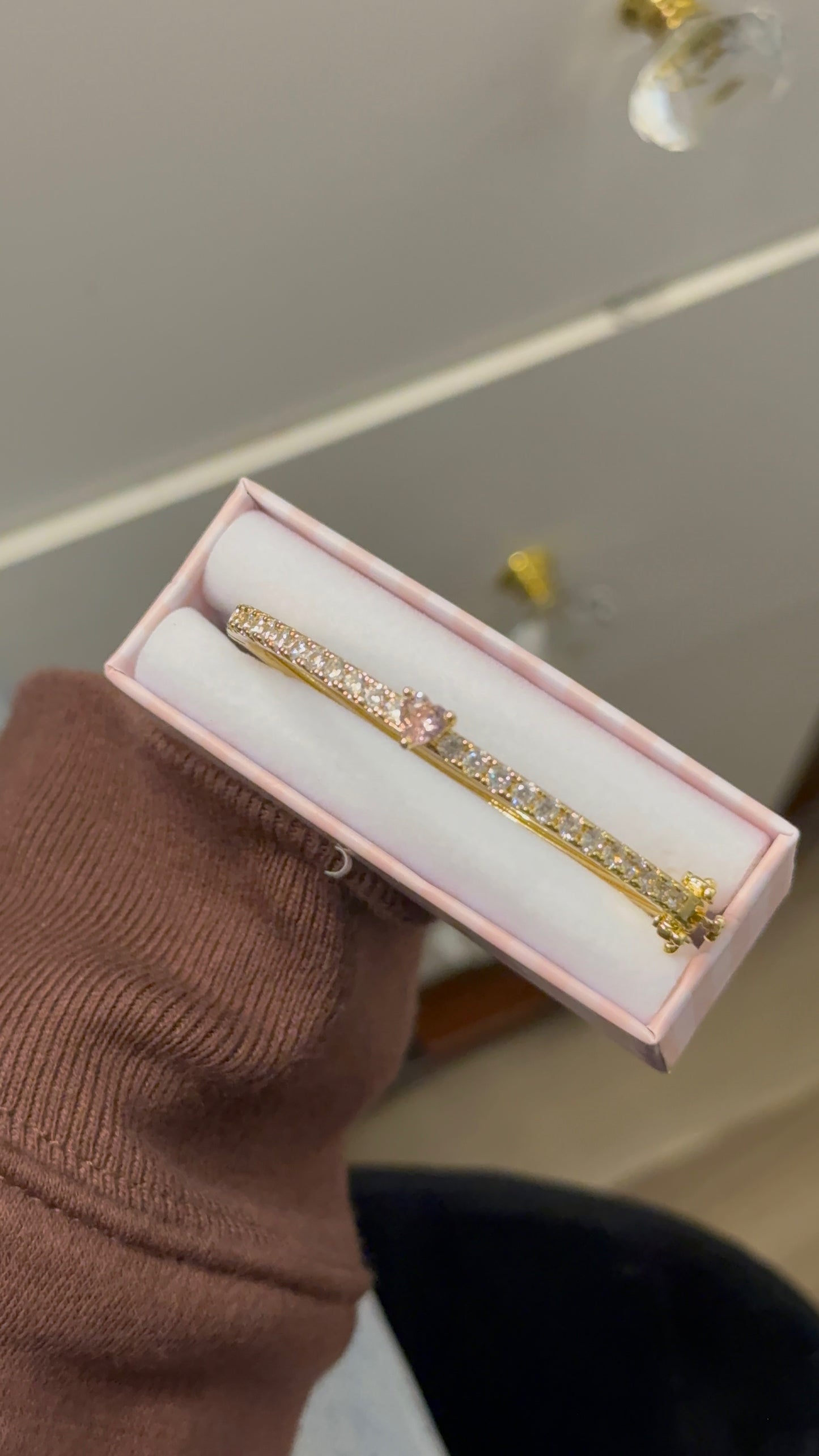 Gold heart bracelet