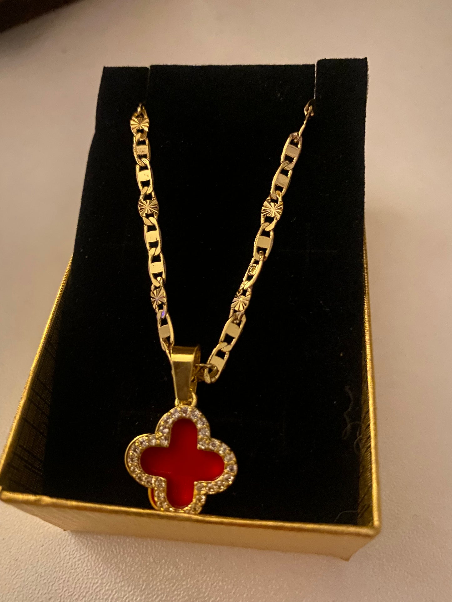 Red clover necklace