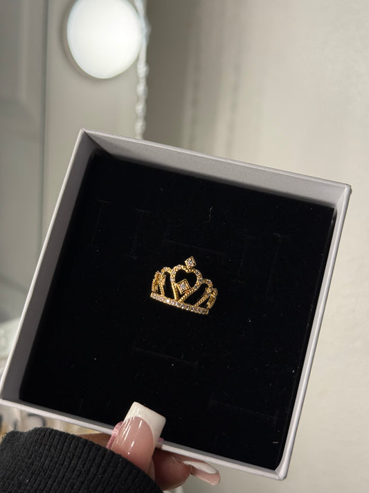 Gold plated crown ring (size 7 and 8 available)