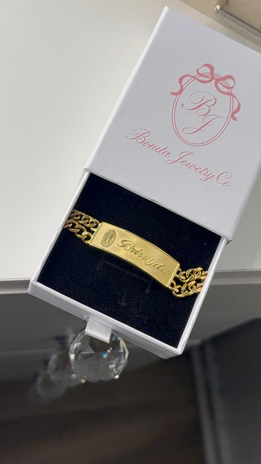Virgencita - Personalized double chain name bracelet