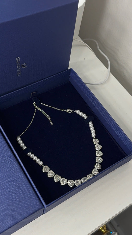 Silver angelic heart necklace with pearls ( comes with box )