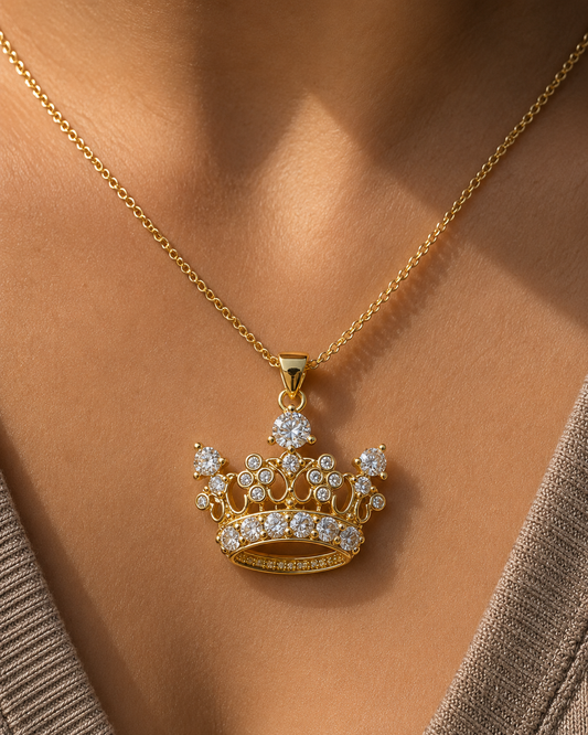 Quinceañera xv pendant with necklace