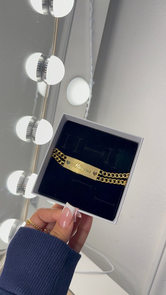 Personalized double chain name bracelet (you can request if you want the bracelet with a heart or without at check out  ) ￼