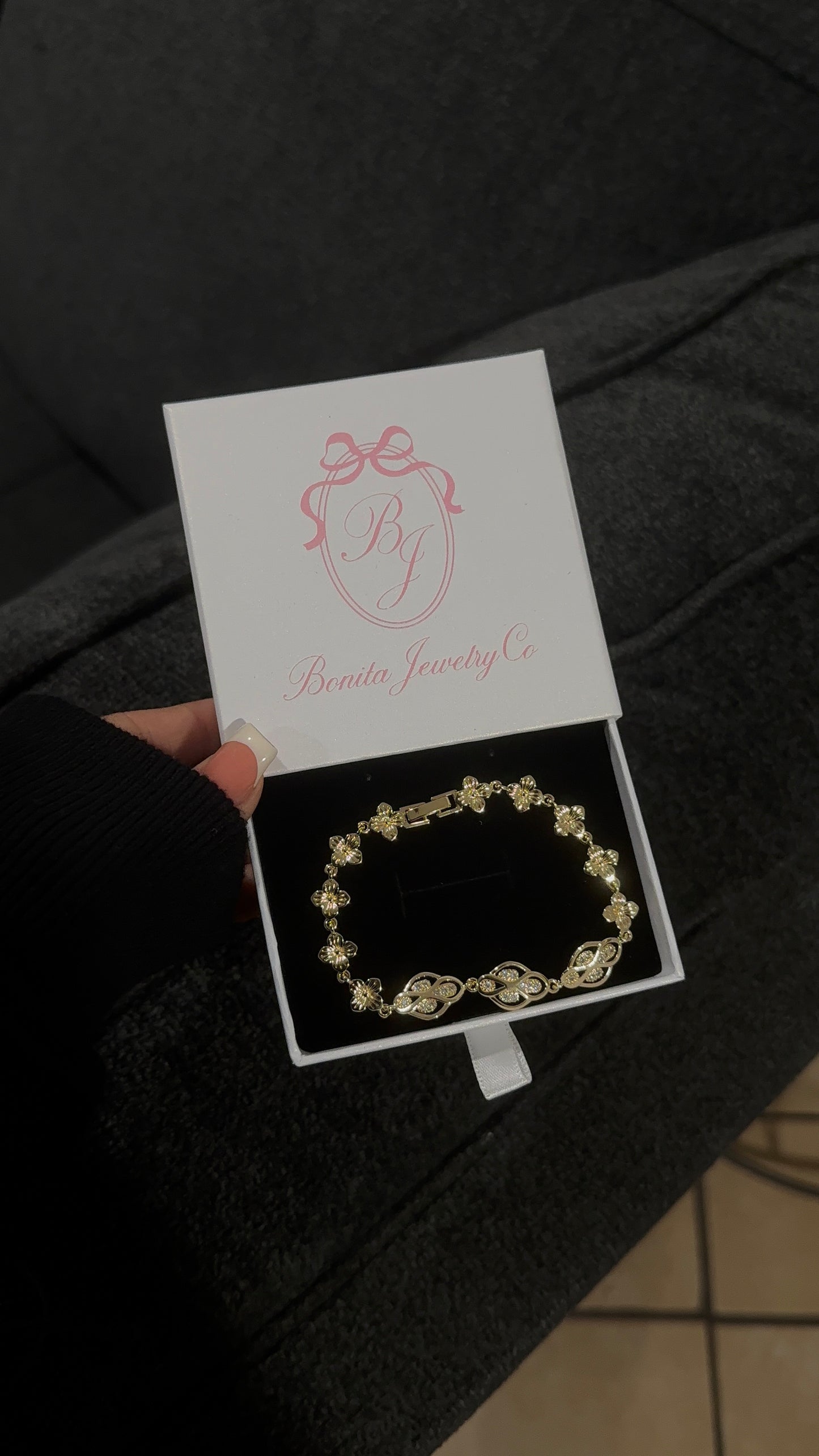 All gold flower bracelet