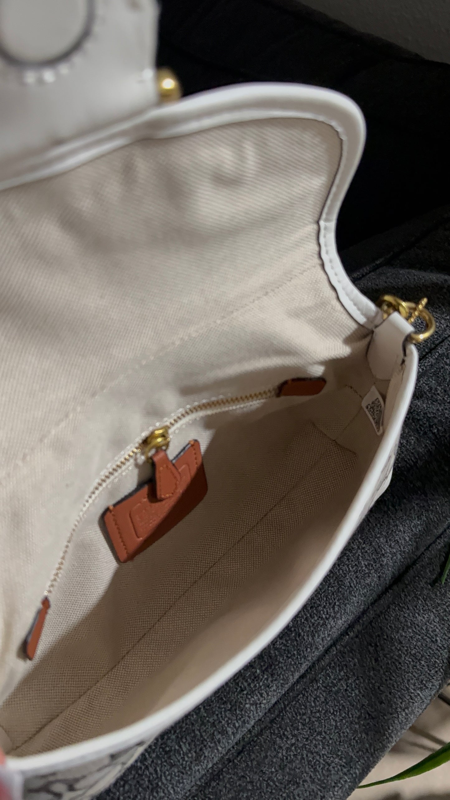 White vintage soho  - ready to ship