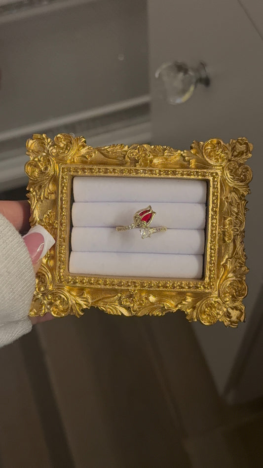 Adjustable flower ring