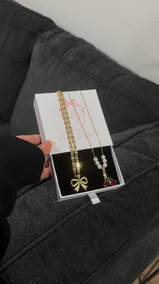 Pendant with necklace