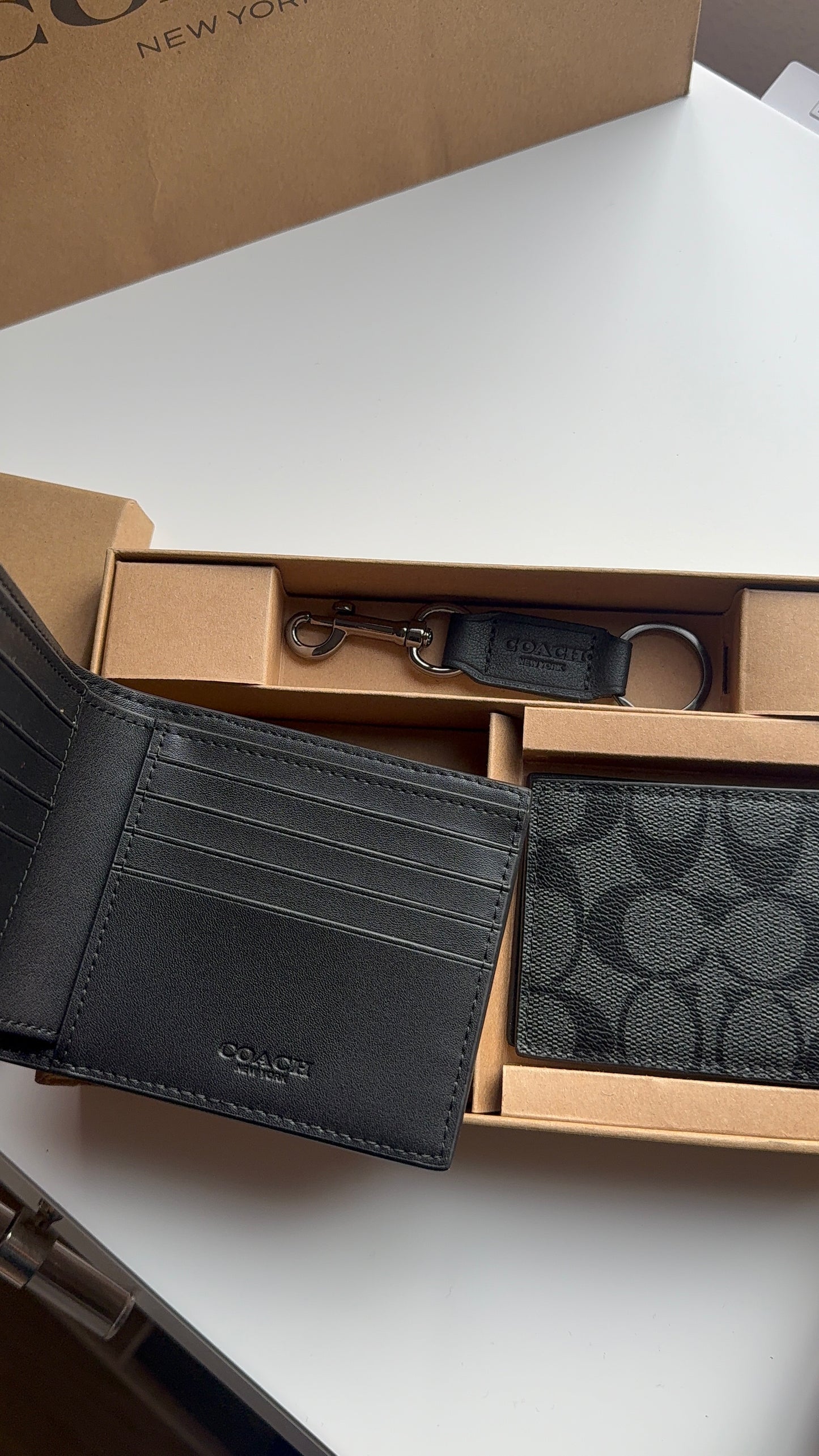 Men wallet set with box - ready to ship