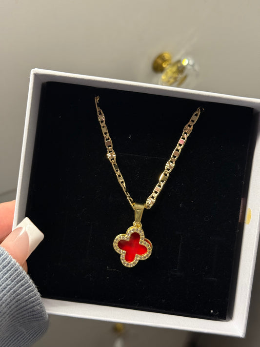 Red clover necklace