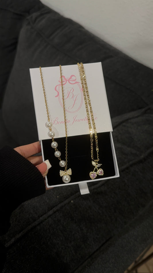 Pendant with necklace