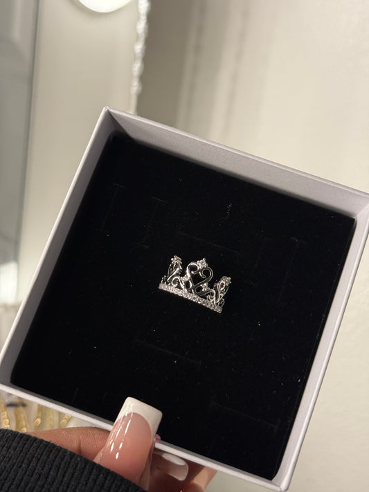 Silver plated crown ring (size 6, 7 , 8 , 9 available)