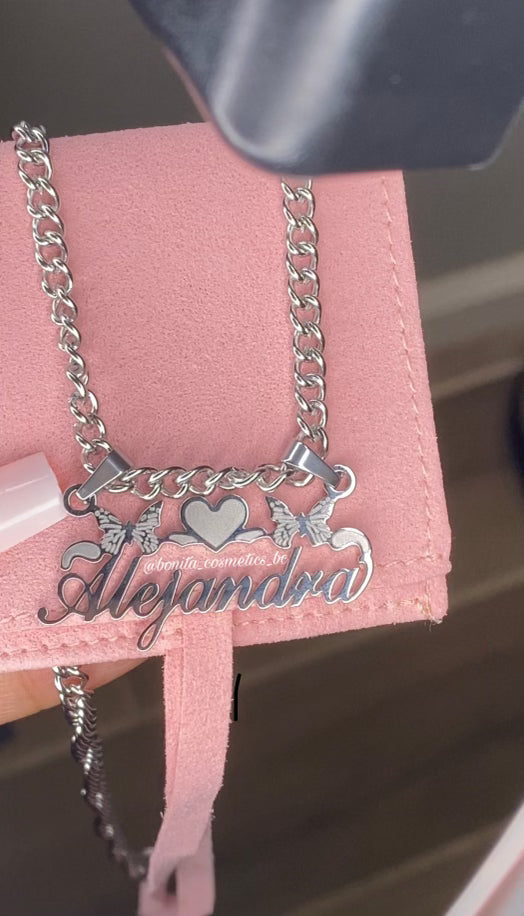 Personalized name necklace